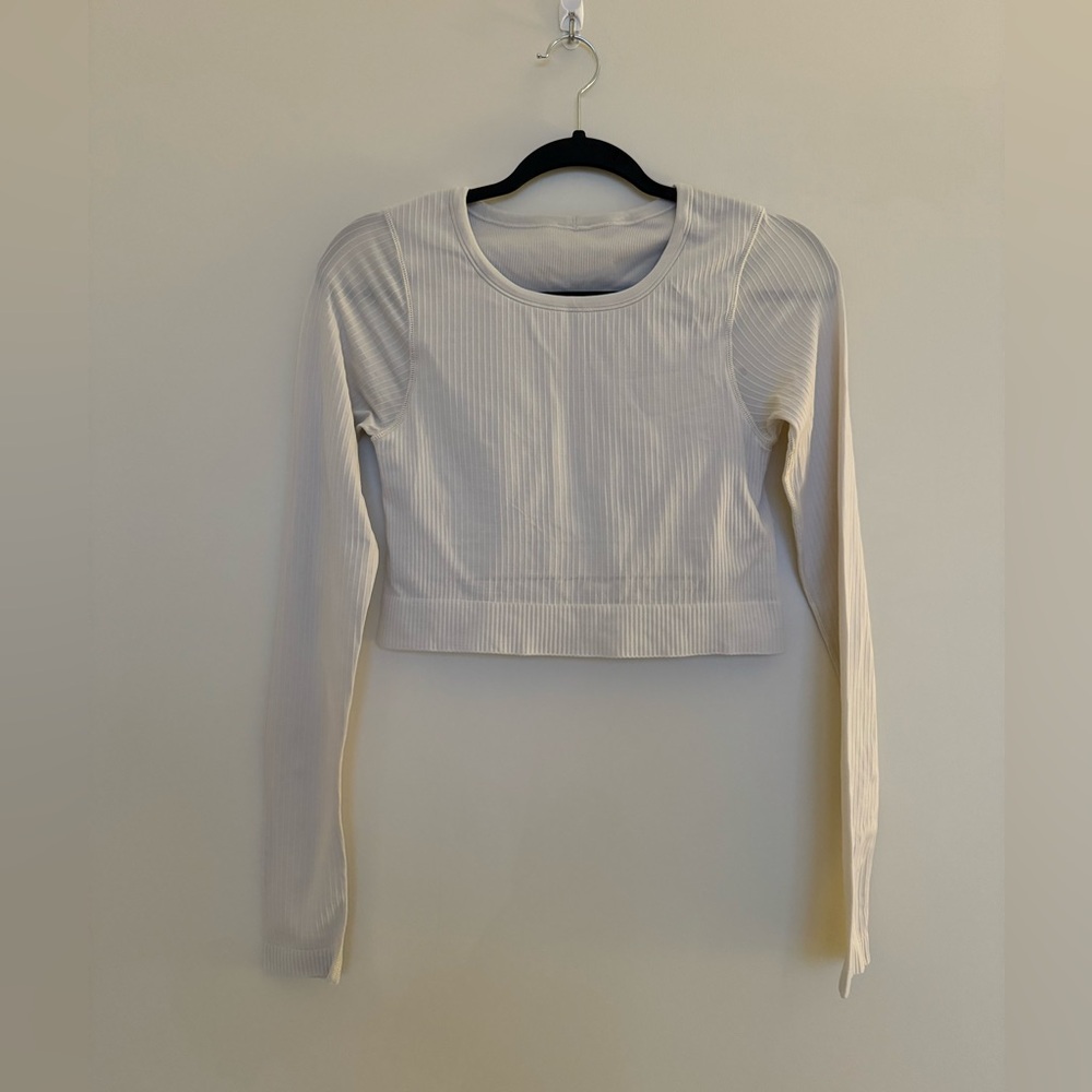 Lululemon Ebb To Street Cropped Long Sleeve size 6